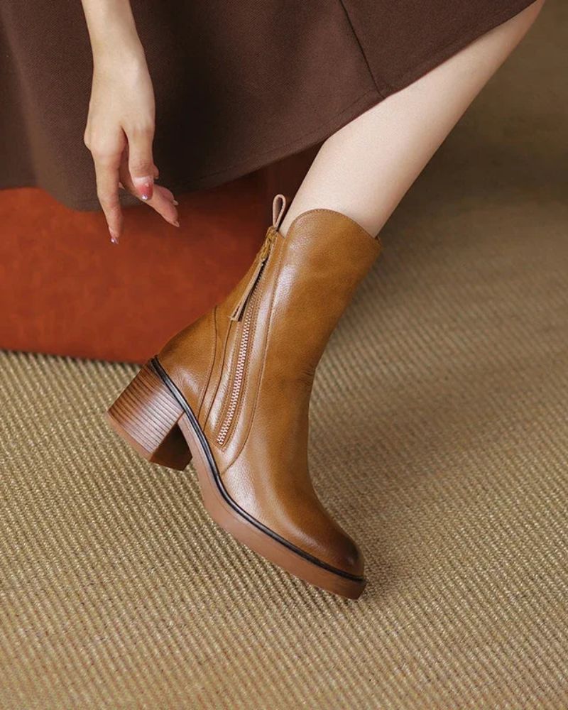 Anna™  Elegant leather ankle boots with comfortable heels